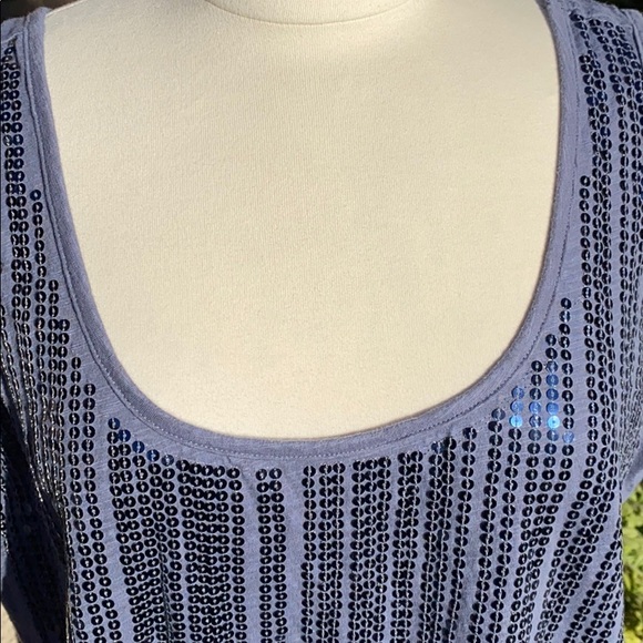 Blue tank top - Picture 2 of 5